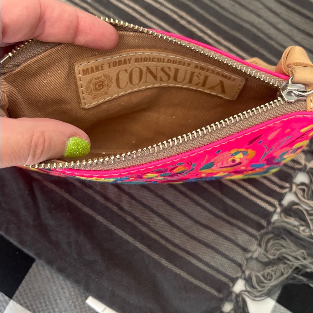 Consuela Wristlet and Card Holder Set - Picture 3 of 4